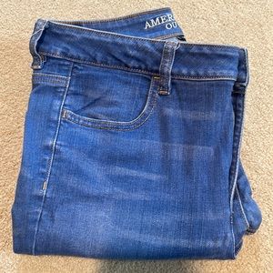 American Eagle “super super stretch” jeans. Size 14L. Worn twice. Like new.